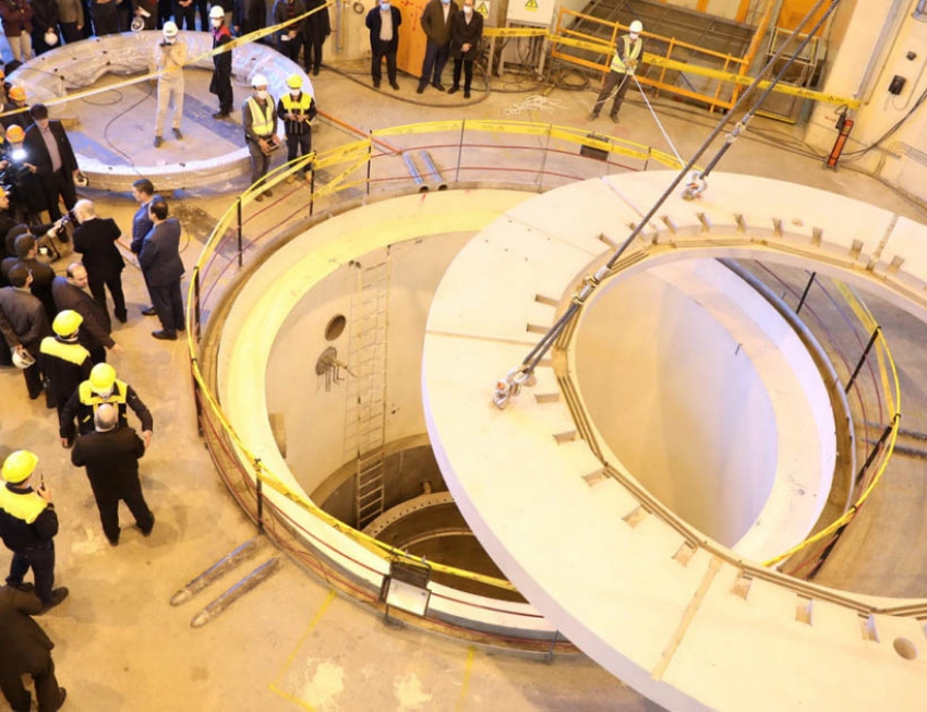 “A Irán le llevará al menos nueve meses restablecer la producción de uranio en Natanz”