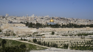 Jóvenes cristianos del mundo se reúnen a orar por Jerusalén.