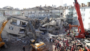 Terremoto en Turquía: rescatadas vivas entre los escombros una madre y su hija de dos años