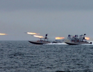 Irán ataca una nave israelí cerca de las costas de Emiratos